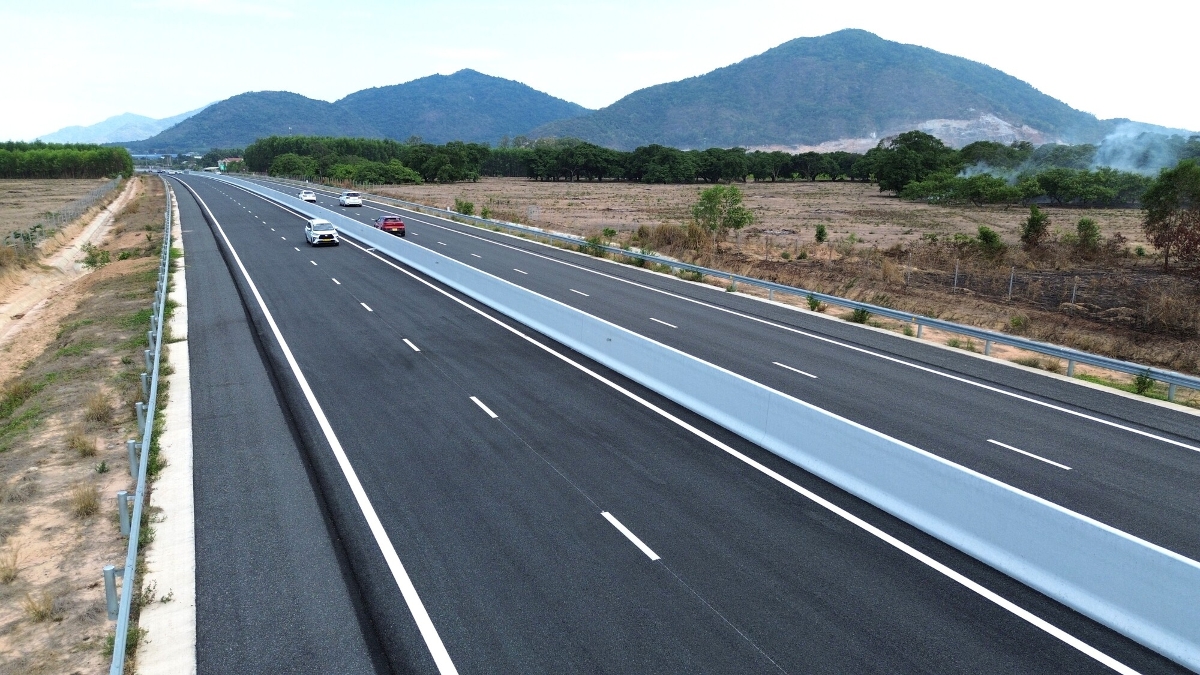 Cao tốc Biên Hòa – Vũng Tàu đã vận hành, rút ngắn thời gian kết nối vùng